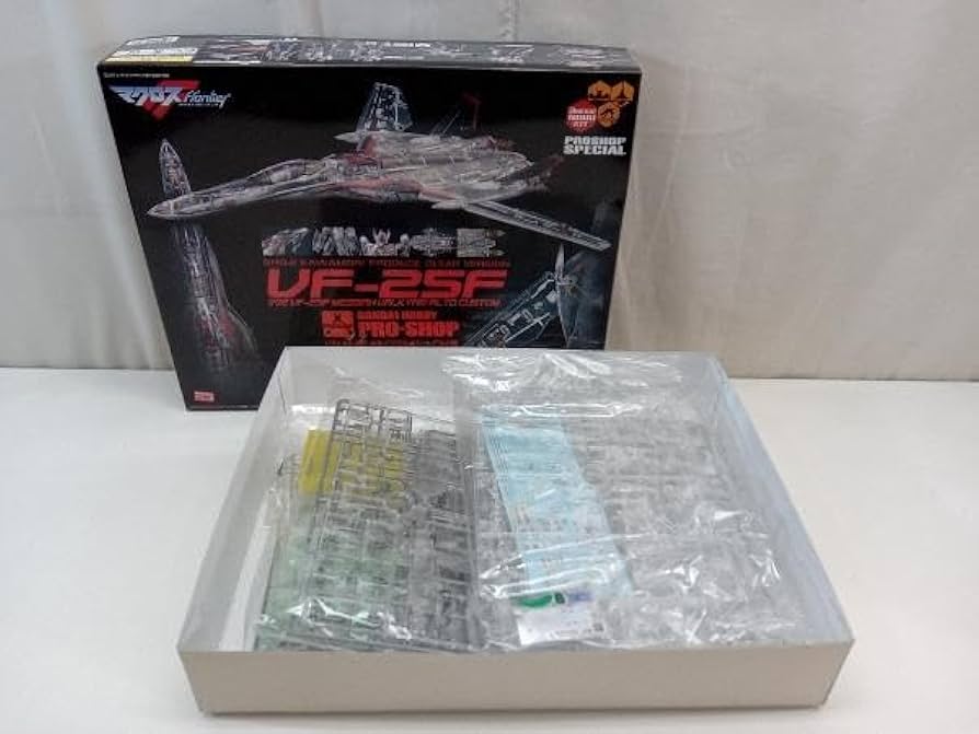 Amazon | プラモデル 1/72 VF-25F メサイアバルキリー アルト機 河森