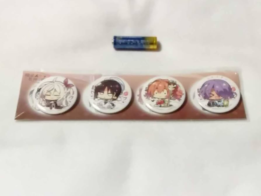 Amazon.co.jp: 予約特典 描き下ろしSD缶バッジ4種セット 明月栞那 四季