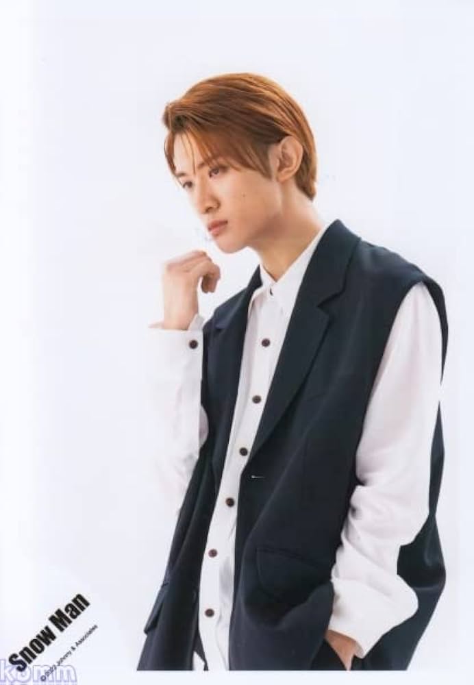 Amazon.co.jp: Snow Man 公式 生 写真（向井康二）SM01990 : おもちゃ