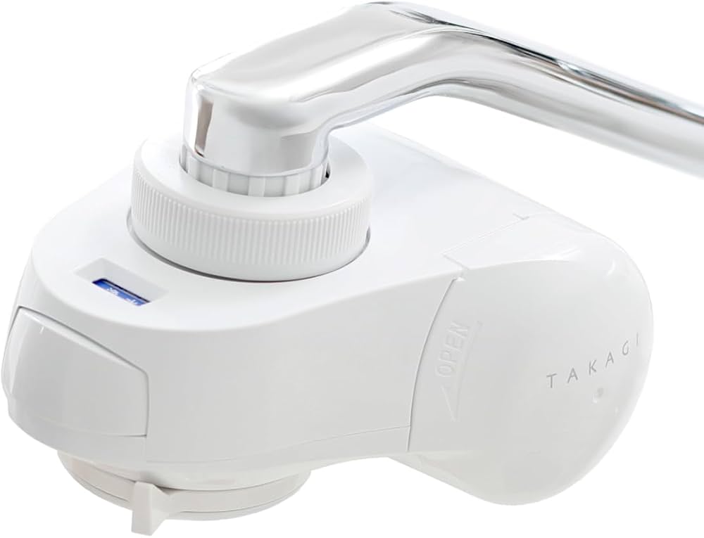 Amazon.co.jp: タカギ(Takagi) 浄水器 蛇口直結型 PFOS PFOA除去 日本