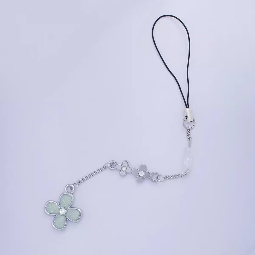 Amazon.co.jp: 君に届け クローバー 携帯ストラップ ペンダント 黒沼