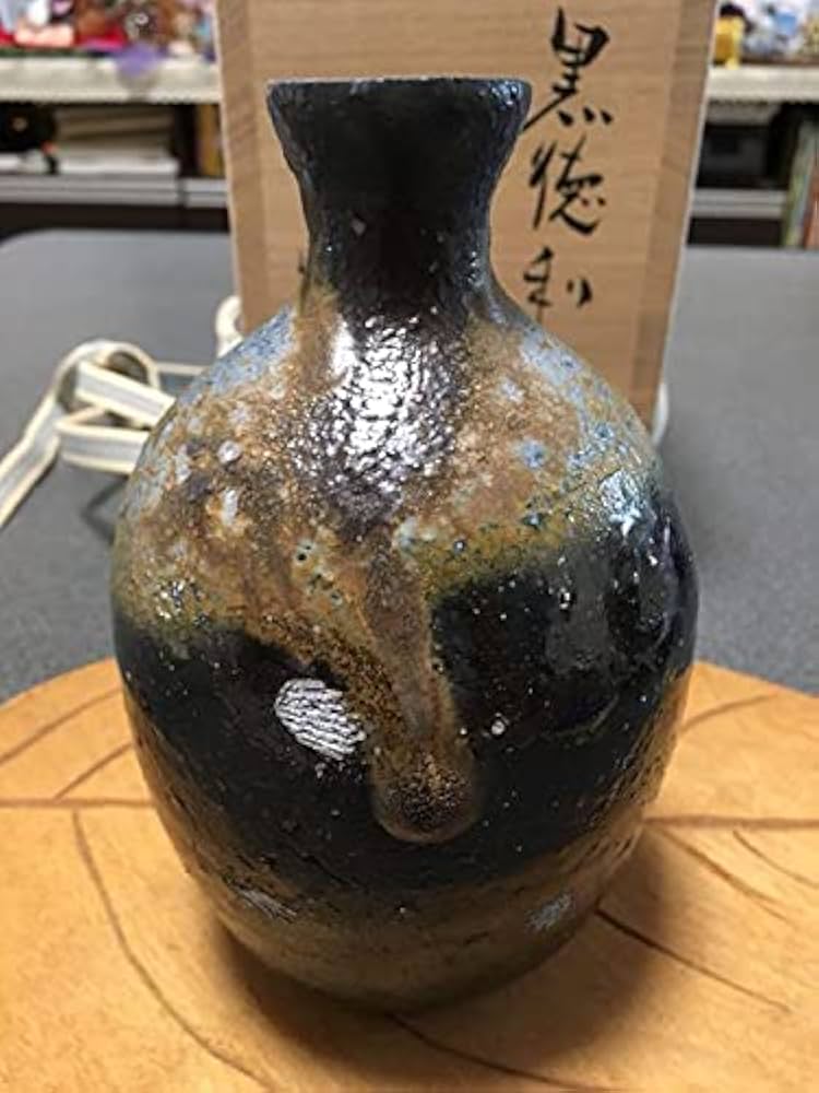 Amazon.co.jp: 備前焼徳利 伊勢崎晃一郎作黒備前絶品 : 文房具