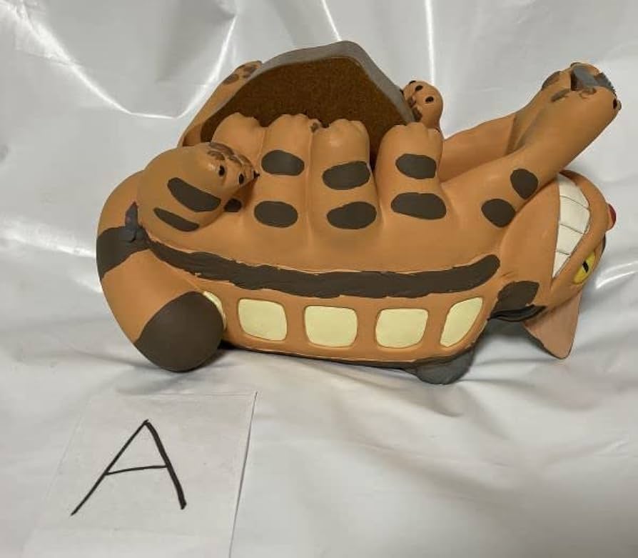 Amazon.co.jp: ジブリ ネコバス テープカッター A 面白文具 陶器