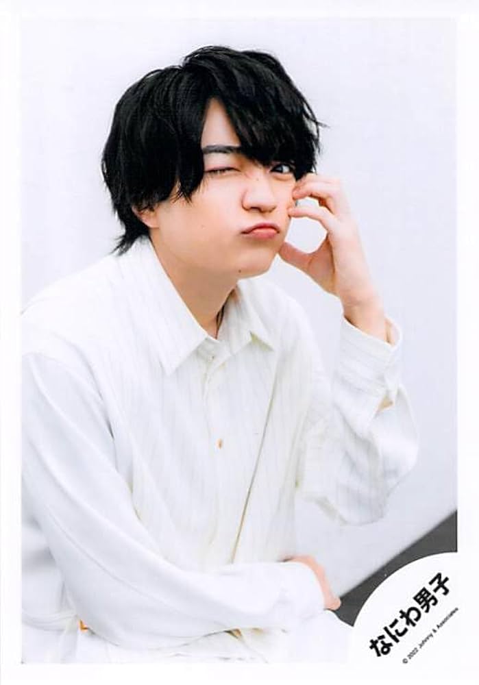 Amazon.co.jp: なにわ男子 西畑大吾 公式写真 写真 フォト （スリーブ