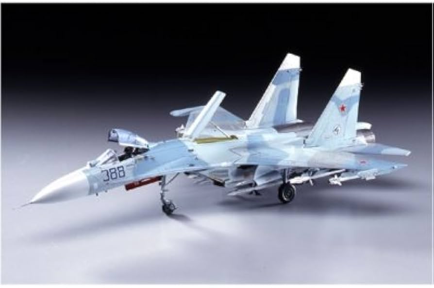 Amazon | ハセガワ スホーイ Su-27 フランカー 1/72 プラモデルキット