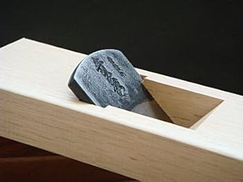 Amazon.co.jp: 最高級かつお節削り器 削り名人NO.1 青紙鋼2号(日立安来