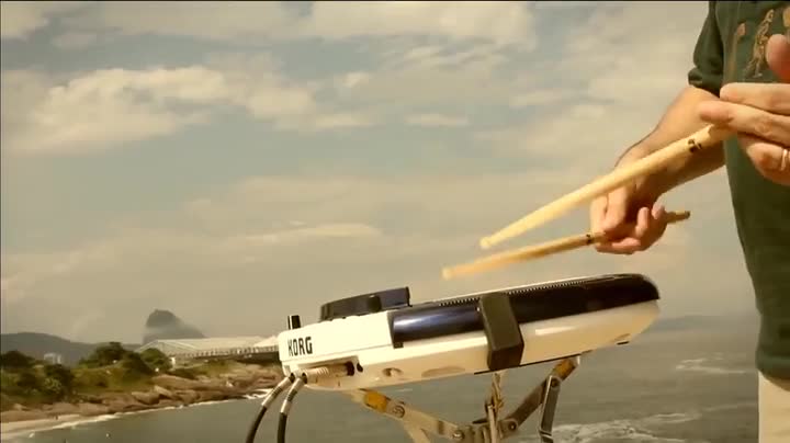 Amazon | KORG 電子ドラム パーカッションシンセサイザー WAVEDRUM