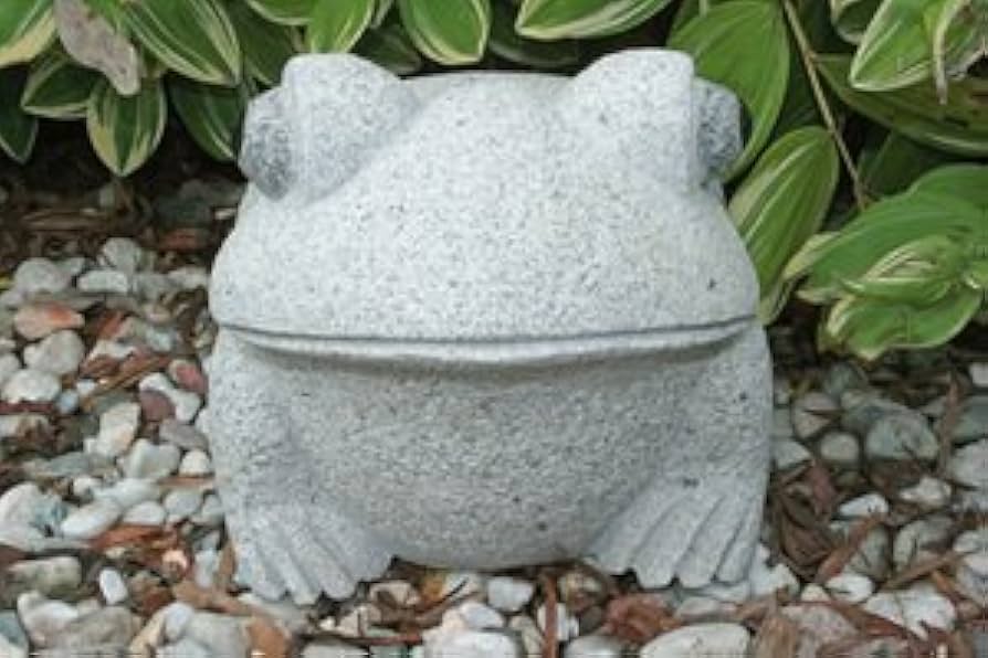 Amazon.co.jp: 石の蛙 御影石 全長約29cm カエルの石彫刻品 : DIY