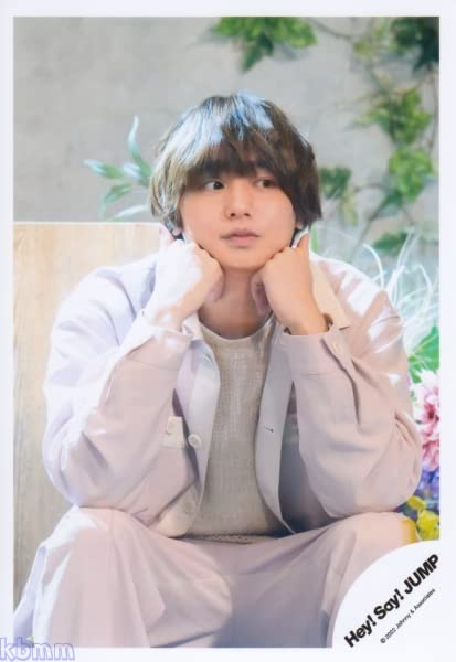 Amazon.co.jp: Hey! Say! JUMP 公式生写真（伊野尾慧）HAL00651 : おもちゃ