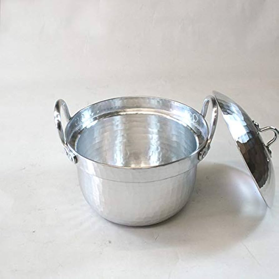 Amazon｜鍛金工房WESTSIDE33 京都の名工 寺地茂 作 アルミ段付鍋 鎚目