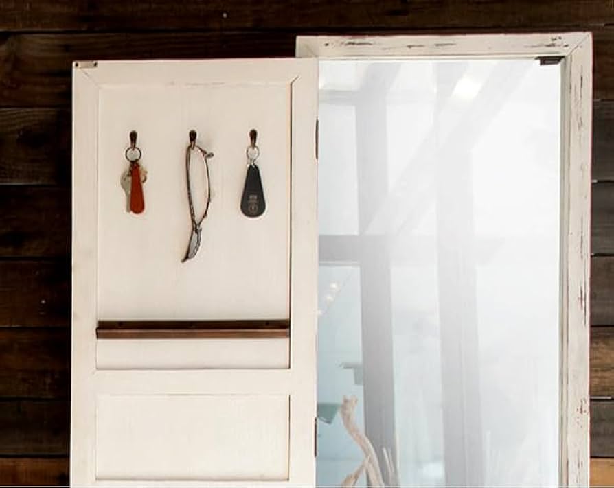 Amazon.co.jp: 木製ドア付きスタンドミラー全身鏡 カバー付き 扉付き