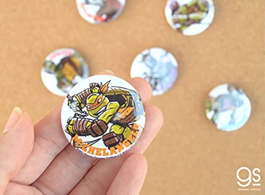 Amazon | ミュータント・タートルズ 38mm缶バッジ シュレッダー