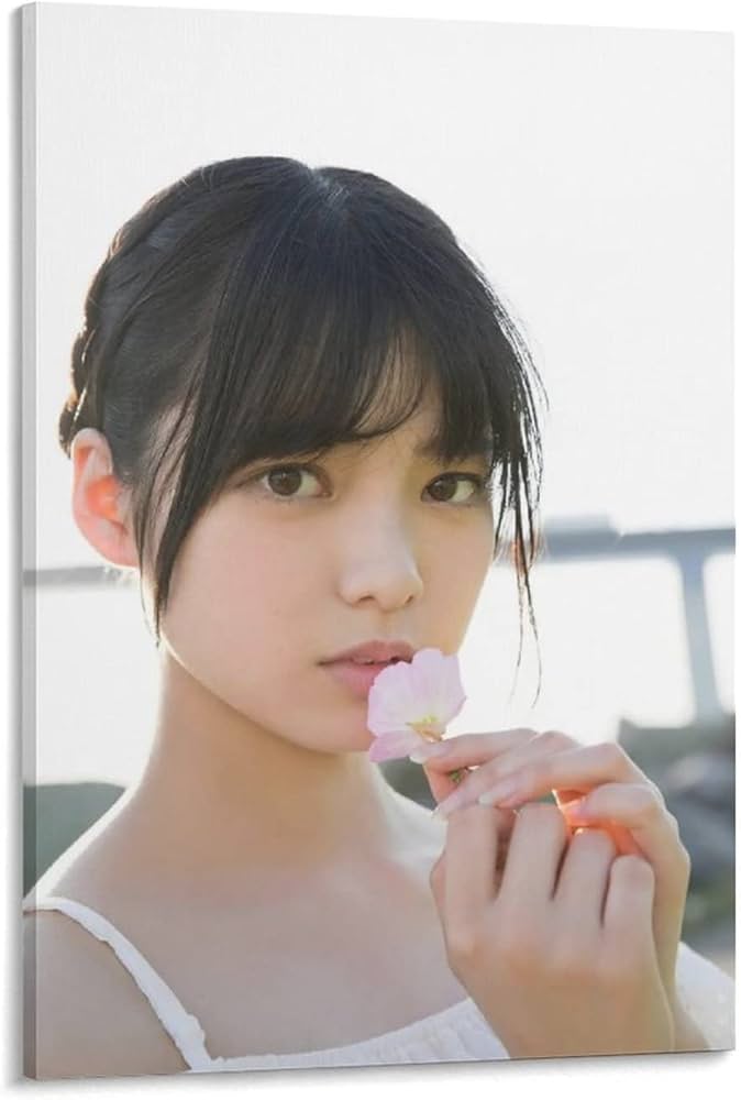 Amazon.co.jp: 平手友梨奈 櫻坂46女優 セクシー 写真 水着 グラビア