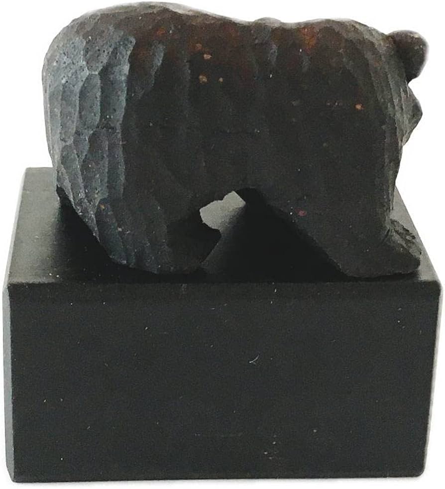 Amazon.co.jp: 鮭をくわえた 木彫り熊の置物 Sサイズ（約4センチ