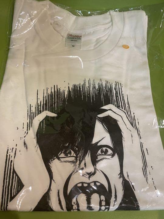 Amazon.co.jp: 「楳図かずお×ゴールデンボンバー」 鬼龍院翔 洗礼『T