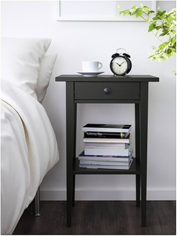 Amazon｜IKEA/イケア HEMNES/ヘムネス：ベッドサイドテーブル