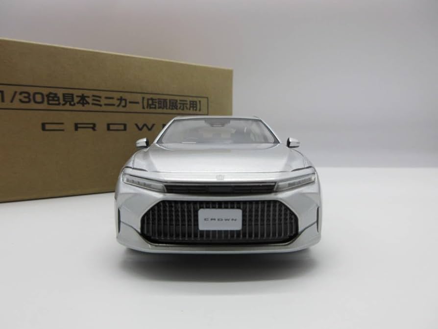 Amazon.co.jp: 1/30 新型クラウン セダン 2023年 カラーサンプル