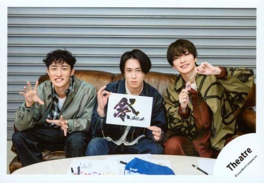 Amazon.co.jp: Snow Man 公式 生 写真（岩本照・深澤辰哉・宮舘涼太