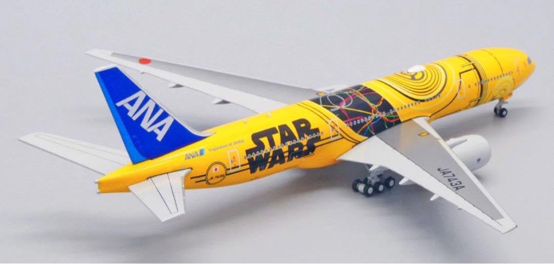 Amazon.co.jp: JC Wings 1:400 ANA 全日空 B777-200ER JA743A : 文房具