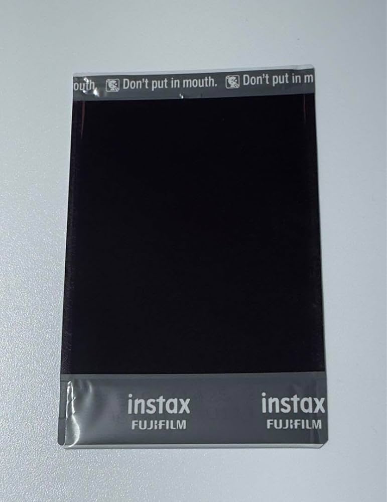 Amazon.co.jp: ME：I ミーアイ 石井蘭 直筆サイン入りチェキ : おもちゃ