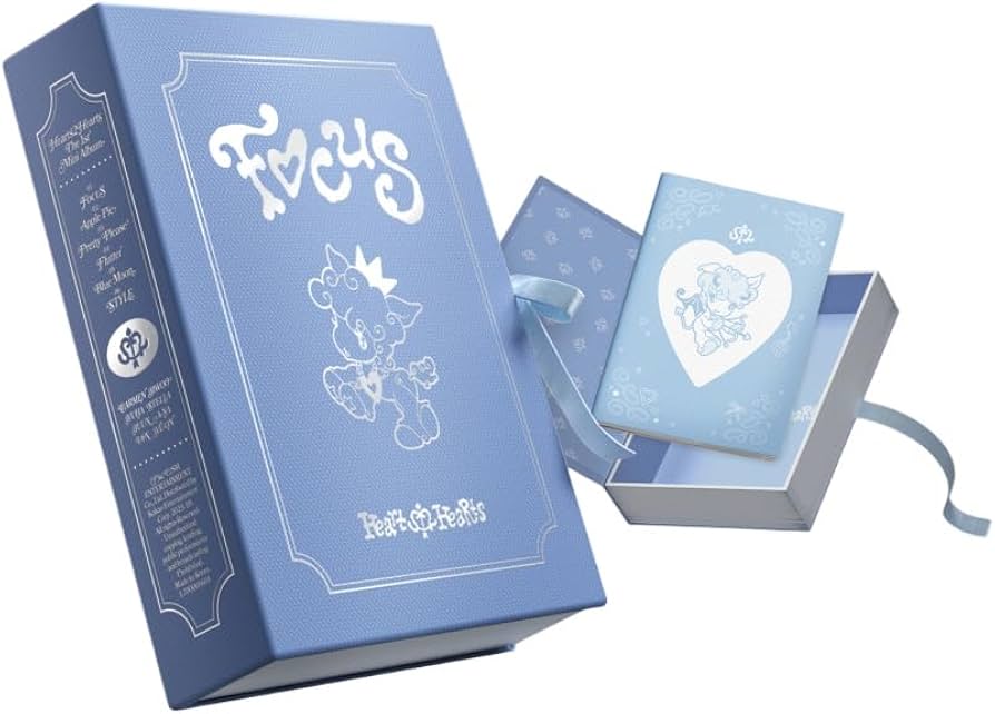 Amazon.com: Hearts2Hearts FOCUS 1st Mini Album (Rule Book Ver