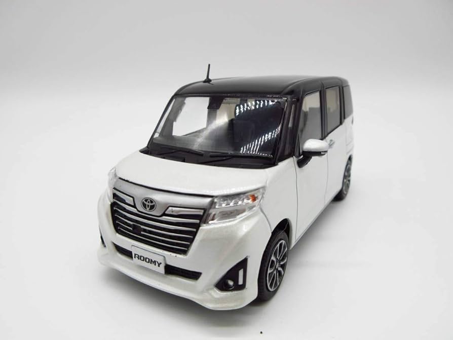 Amazon | 1/30 トヨタ 新型ルーミー 中期型 カラーサンプル 非売品