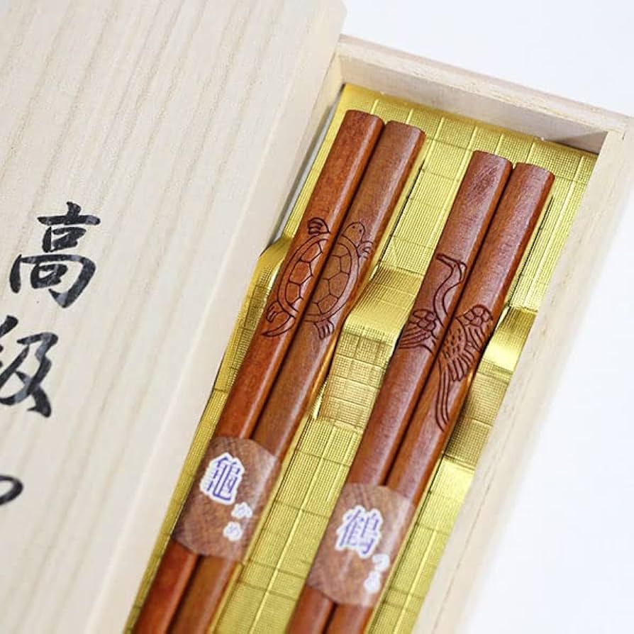 Amazon | 彫刻 箸 鶴 亀 桐箱 夫婦箸 めおと箸 漆塗り 木箱 お箸 ペア