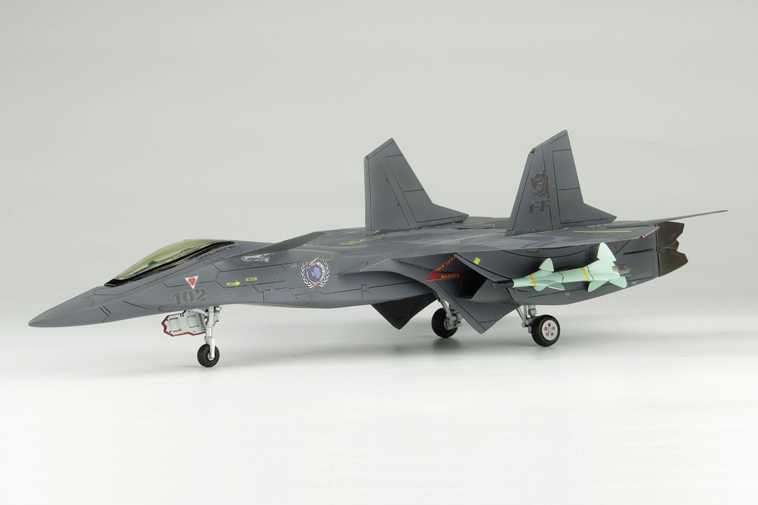 Platts Battle Fairy Yukikaze Ffr-31 Sylphid Aam-V/Vii Missile