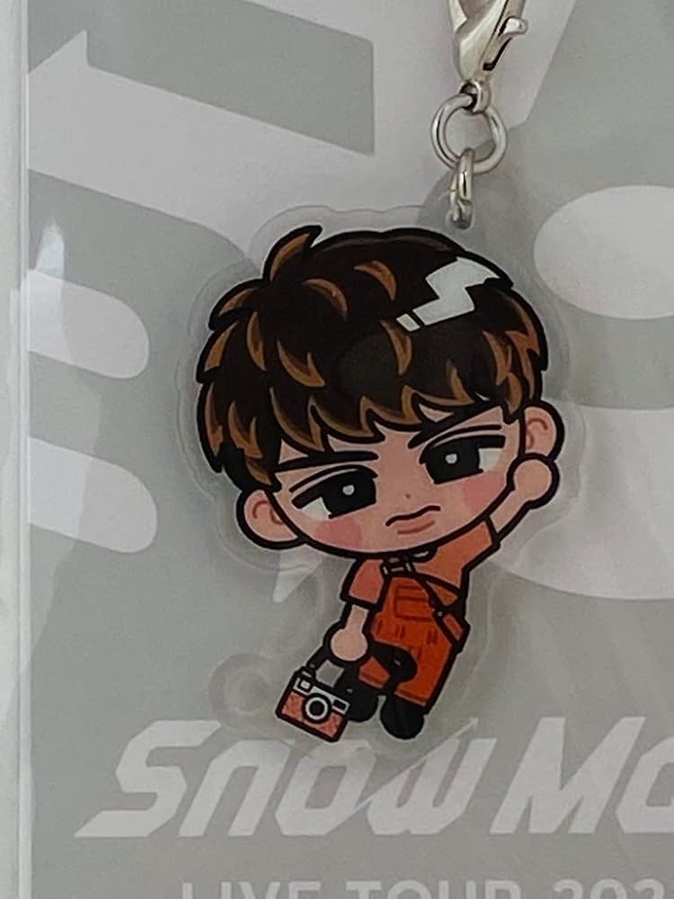 Amazon.co.jp: Snow Man 【 （ 向井康二 ） すのチルぶら下がり