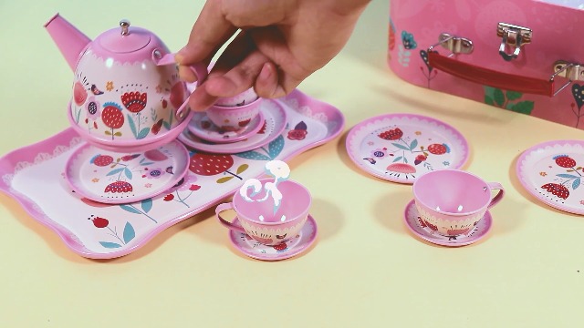 Amazon.com: D-FantiX Kids Tea Set for Little Girls, 15Pcs Pink Tin