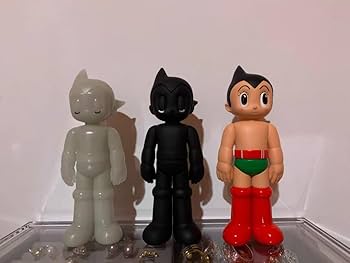 Amazon.co.jp: 鉄腕アトム 手塚治虫 フィギュア 90周年記念モデルASTRO