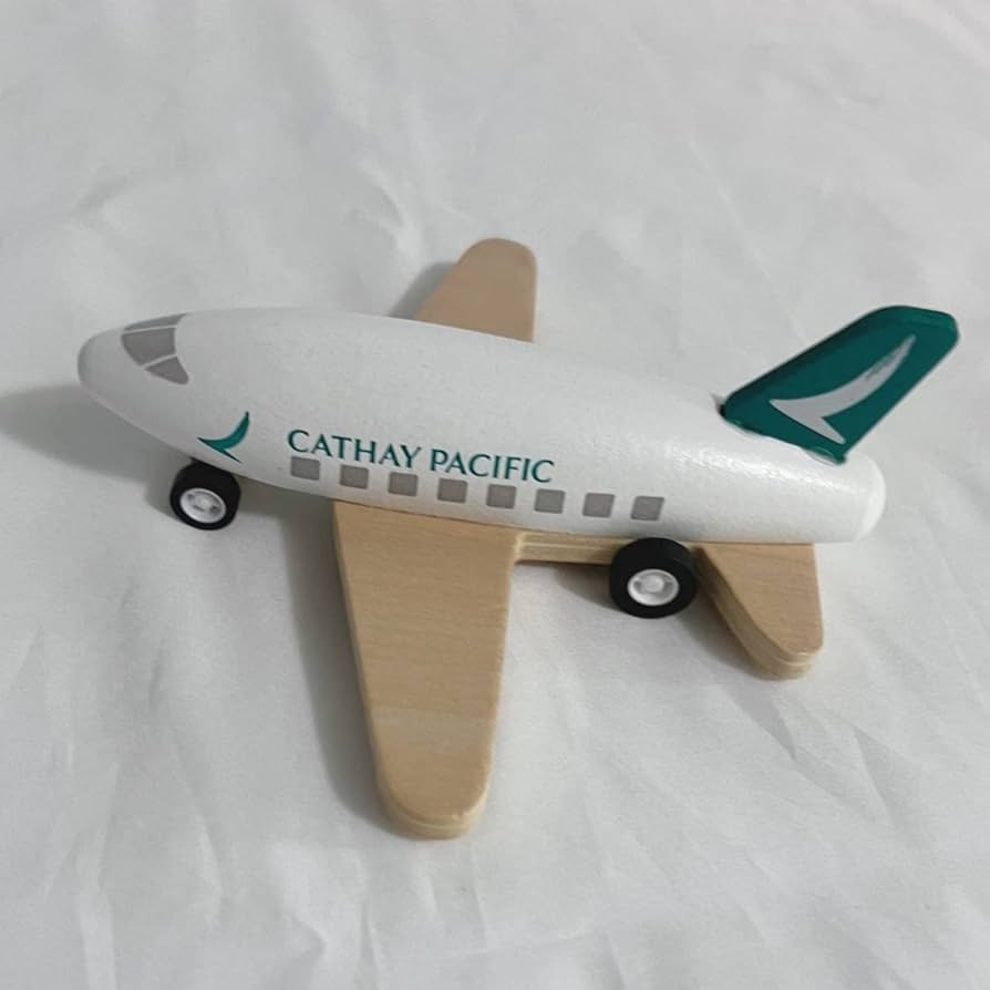Amazon.co.jp: Cathay Pacific Airways Wooden Airplane Model Cathay