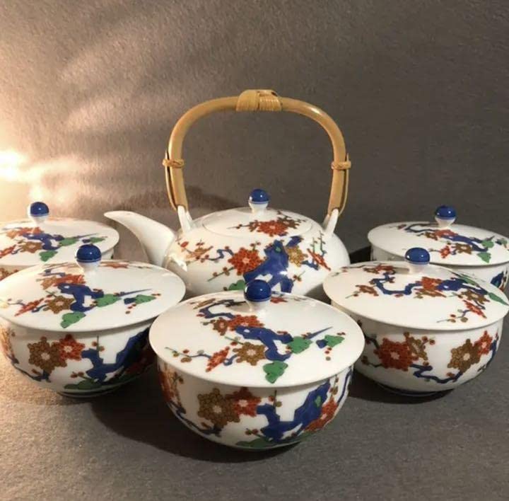 Amazon.co.jp: H807香蘭社 茶器揃 柿右衛門写 金彩 梅絵急須 蓋付