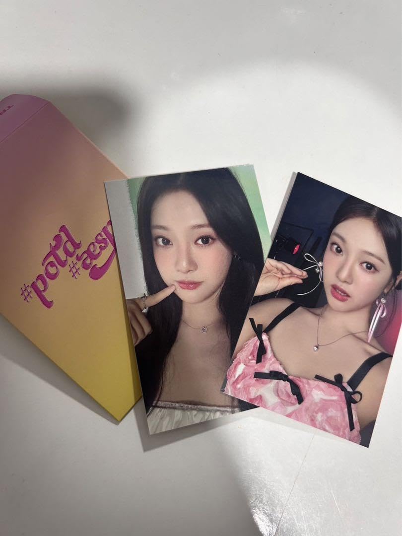 Amazon.co.jp: aespa potd 展示会 ランダム トレカ ニンニン 自撮り2種