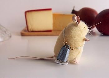 Amazon.co.jp: 三角ユウリ マウスのぬいぐるみ チーズ : パソコン