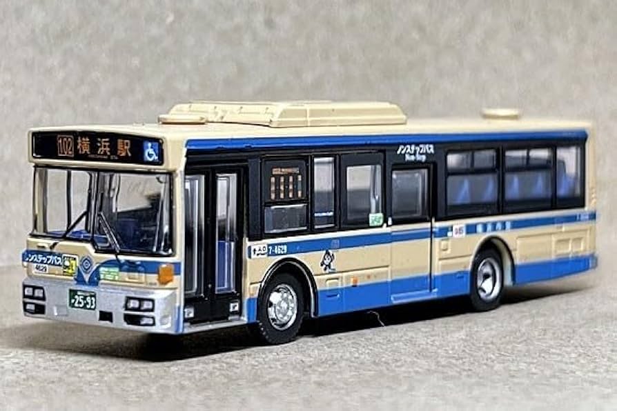 Amazon.co.jp: バスコレクション 横浜市営 100周年 スペシャル 西工