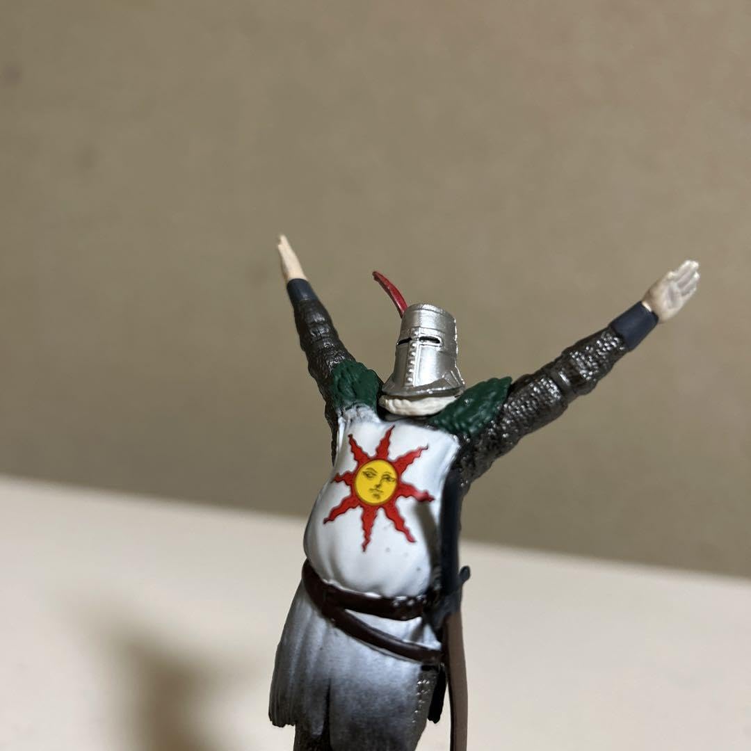 Amazon.co.jp: ダークソウル 太陽の戦士 ソラール フィギュア 太陽万歳