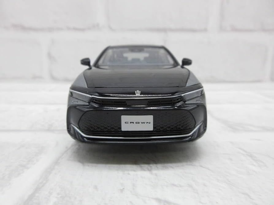 Amazon | ミニカー 1/30 ミニカー 新型クラウン クロスオーバー