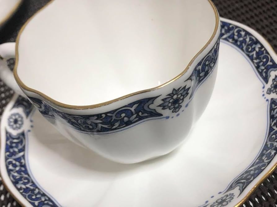 Amazon | ロイヤルクラウンダービー ミルデール カップ&ソーサー ペア