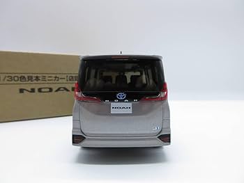 Amazon.co.jp: 1/30 新型ノア 2022年モデル カラーサンプル ミニカー