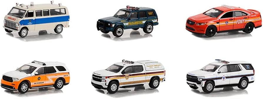 Amazon.com: Greenlight 67040 First Responders Series 1 Complete