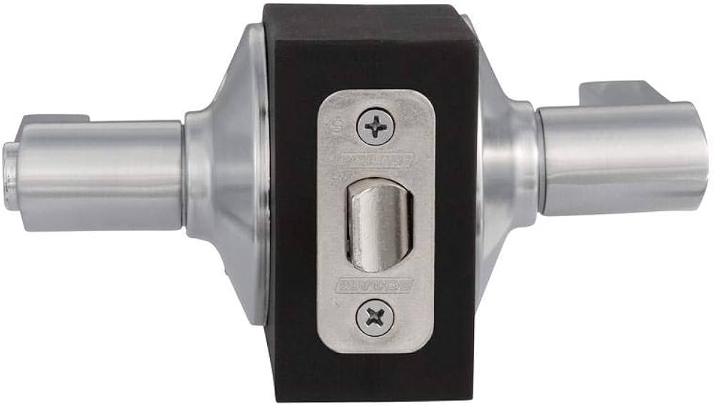 Schlage F40 LAT 626 Latitude Door Lever, Bed & Bath Privacy Lock