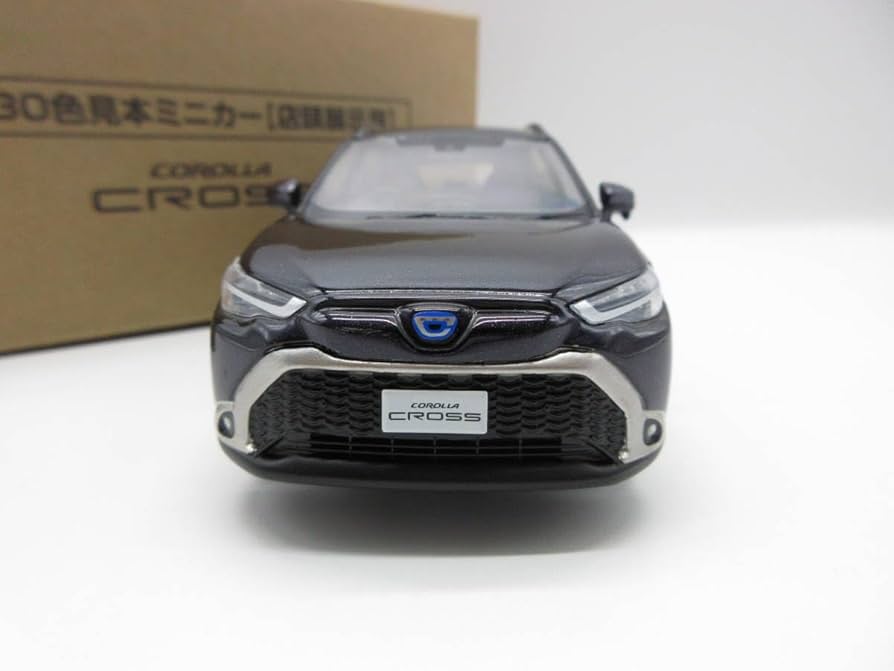 Amazon | 1/30 ミニカー 新型カローラクロス カラーサンプル 非売品