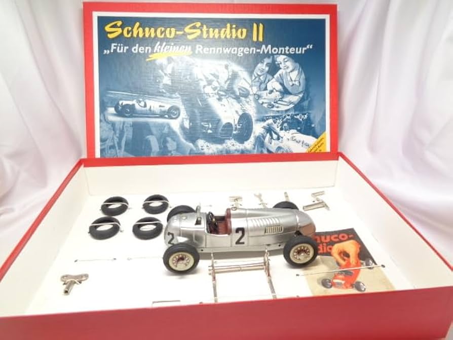 Amazon.co.jp: Schuco-Studio Ⅱ Fur den kleinen Rennwagen-Monteur