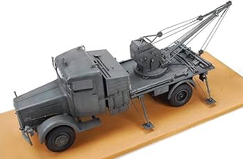 Amazon.com: AFV Club Bussing NAG with Crane Model Kit (1/35 Scale