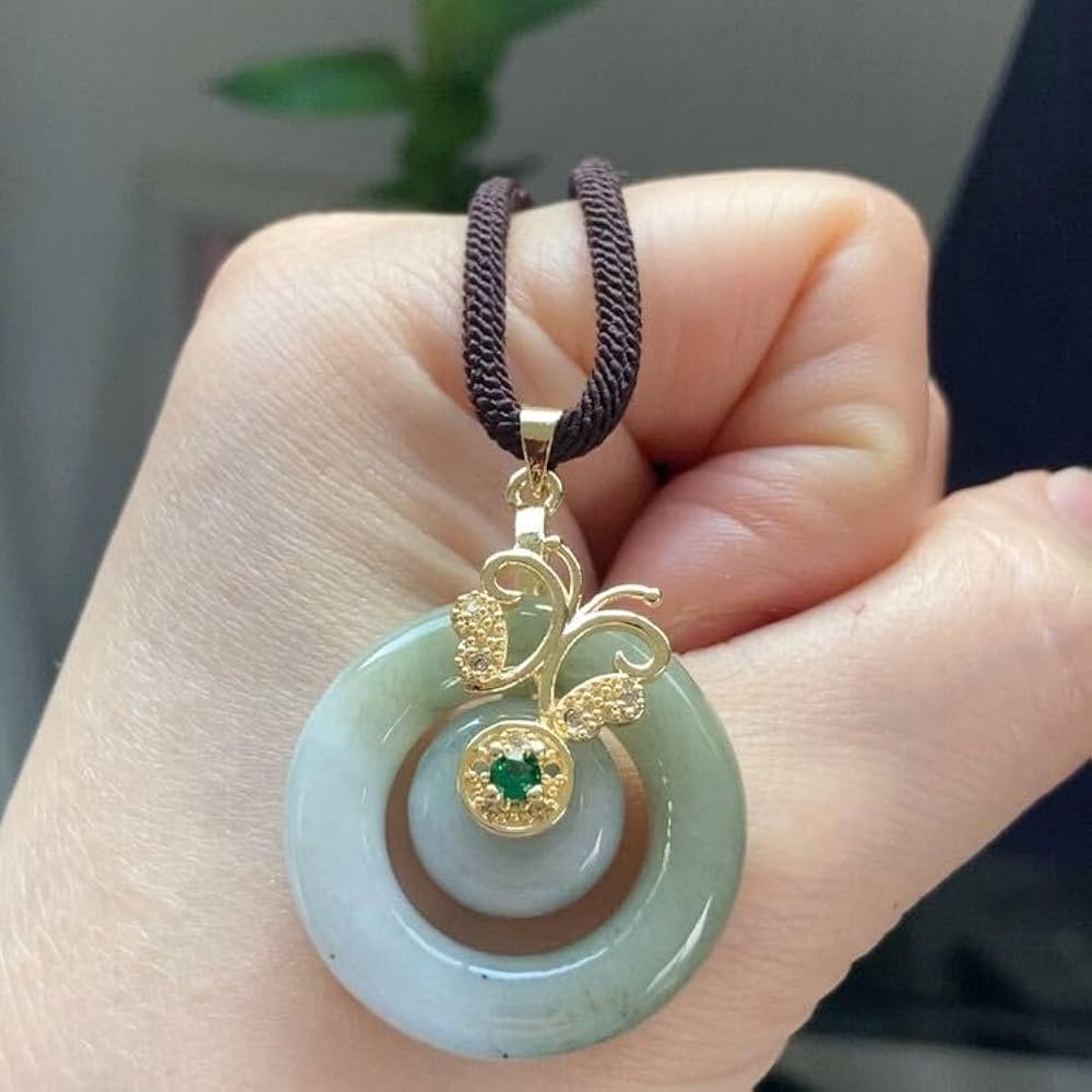 Amazon.co.jp: 翡翠 天然石 翡翠ペンダント 翡翠ネックレス ミャンマー