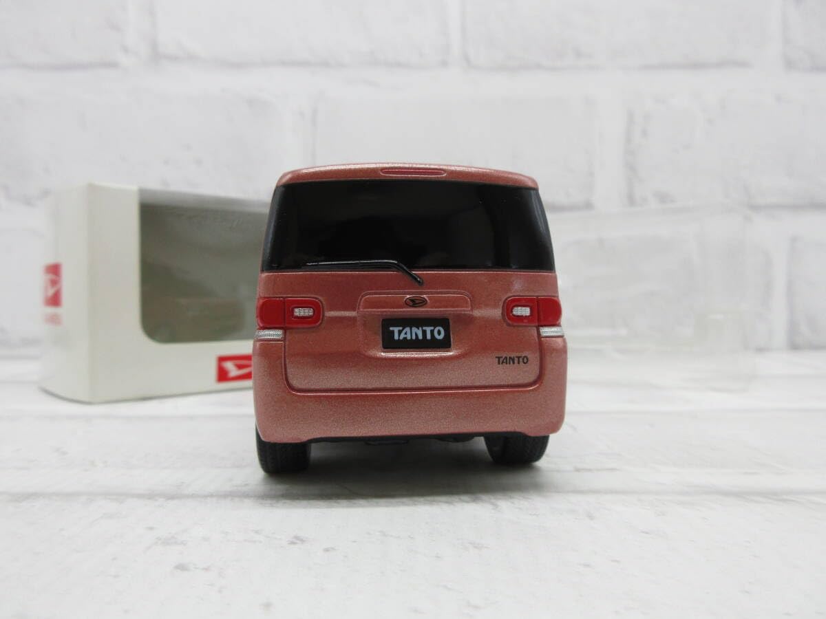 Amazon | ミニカー ダイハツ 2代目タント ピンク系 プルバックカー