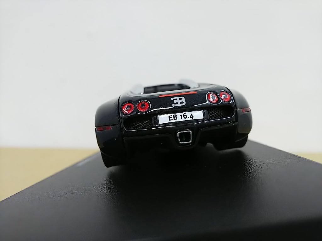 Amazon | □ AUTOartオートアート 1/43 Bugatti 16.4 Veyron レッド