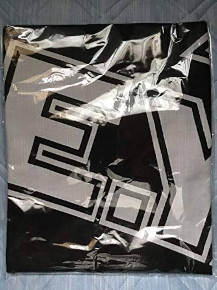 Amazon｜矢沢永吉 E.YAZAWA 暖簾 のれん ロゴ ブラック/ホワイト 日本