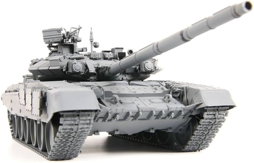 Amazon.com: Zvezda Models 1/35 T-90 Russian Main Battle Tank